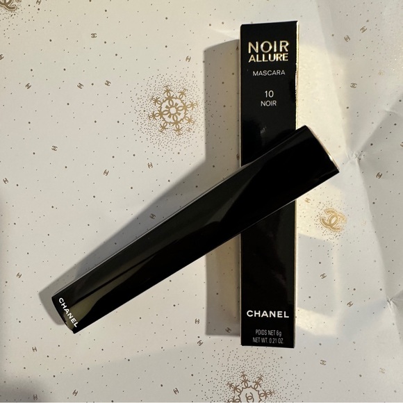 ❌SOLD ELSEWHERE❌NIB ADVANCED RELEASE Chanel Holiday High Points 2024 Makeup Set - Picture 5 of 11